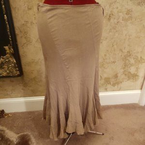 Khaki Plus Size Crinkle Cotton Maxi Skirt with Asymmetrical Ruffled Hem